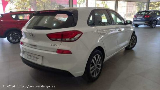 Hyundai i30 Diesel ( i30 1.6CRDi Klass 95 )  - Huercal de Almería