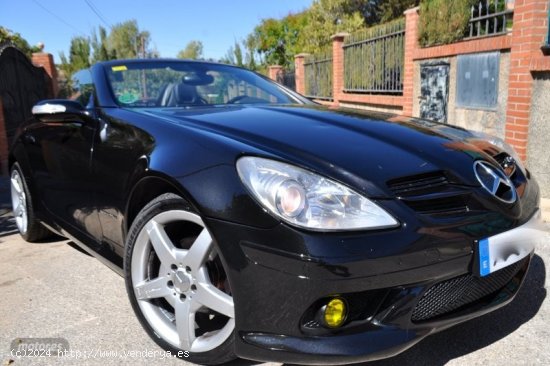 Mercedes Clase SLK 200K AMG PIEL. BIXENON NAVI. DVD FULLL de 2007 con 197.000 Km por 12.700 EUR. en 