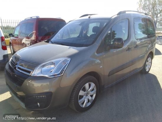 Citroen Berlingo 1.6 HDI 100 CV. de 2016 con 184.000 Km por 11.500 EUR. en Murcia