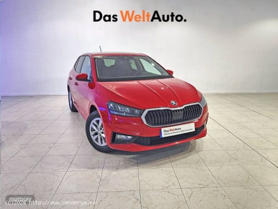 Skoda Fabia SKODA FABIA AMBITION 1.0 TSI 95CV de 2023 con 1.000 Km por 19.490 EUR. en Valladolid