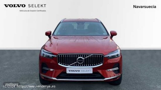 Volvo XC 60 XC60 Plus, B4 (gasolina), Gasolina, Bright de 2023 con 15.200 Km por 43.900 EUR. en Nava