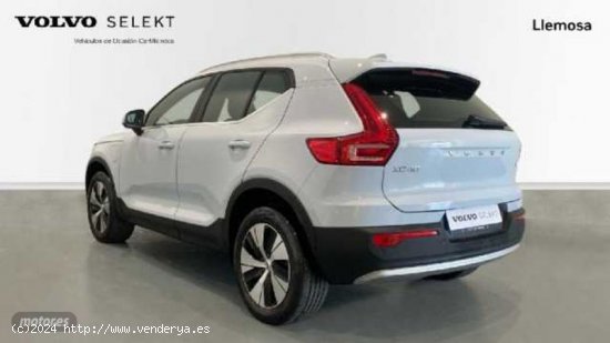 Volvo XC40 XC40 Recharge Core, T4 plug-in hybrid, Electrico de 2023 con 17.000 Km por 39.900 EUR. en