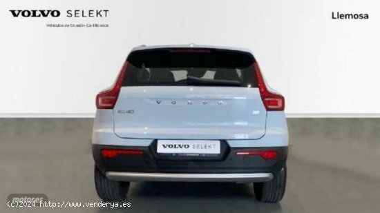 Volvo XC40 XC40 Recharge Core, T4 plug-in hybrid, Electrico de 2023 con 17.000 Km por 39.900 EUR. en