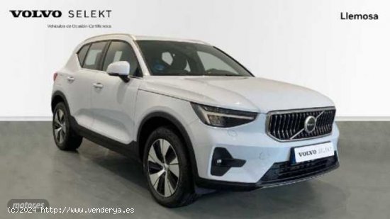 Volvo XC40 XC40 Recharge Core, T4 plug-in hybrid, Electrico de 2023 con 17.000 Km por 39.900 EUR. en