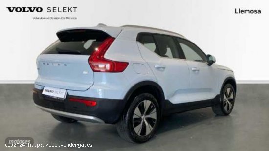 Volvo XC40 XC40 Recharge Core, T4 plug-in hybrid, Electrico de 2023 con 17.000 Km por 39.900 EUR. en