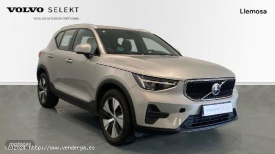 Volvo XC40 1.5 T2 CORE AUTO 129 5P de 2023 con 33.969 Km por 34.500 EUR. en Lleida