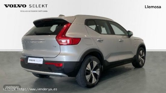 Volvo XC40 1.5 T2 CORE AUTO 129 5P de 2023 con 33.969 Km por 34.500 EUR. en Lleida