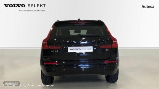 Volvo XC 60 XC60 Core, B4 (gasolina), Gasolina de 2022 con 18.217 Km por 41.900 EUR. en Pontevedra