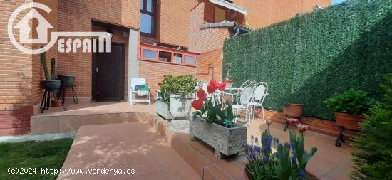 Chalet adosado en venta en El Pinar- Punta Galea - MADRID