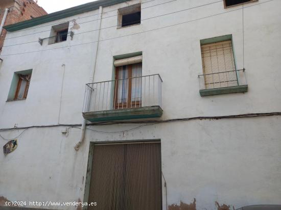 OCAQSION CASA DE PUEBLO A REFORMAR  PARCIALMENTE EN BENIFALLET - TARRAGONA