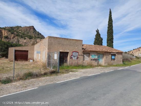  Casa con parcela en El Garruchal - MURCIA 