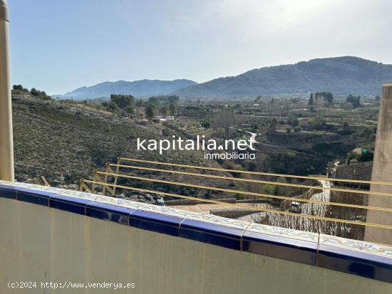 CASA A LA VENTA EN BOCAIRENT - VALENCIA