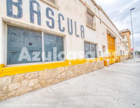 Nave industrial de 1.439m2 con parcela de 3.361m2 - ALICANTE