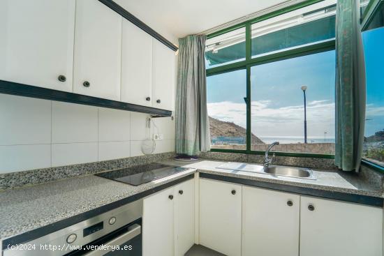 Apartamento situado en esquina y con vistas al mar - LAS PALMAS