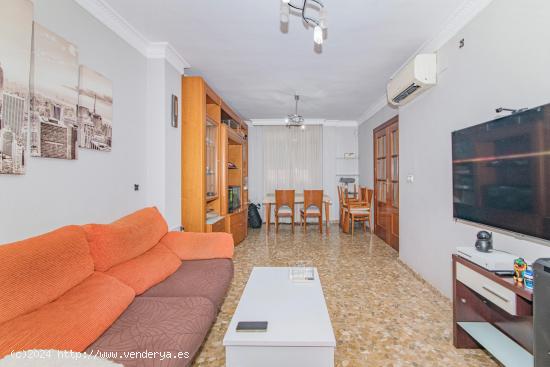 Casa en Venta en Atarfe - GRANADA