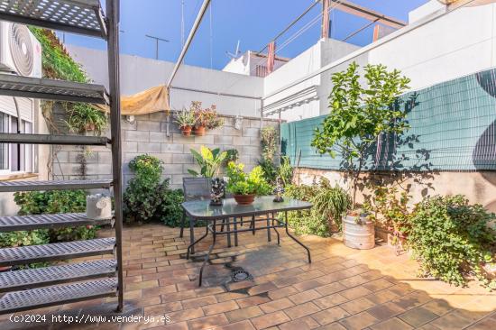 Presentamos esta fantástica casa en el barrio de Pío XII - SEVILLA