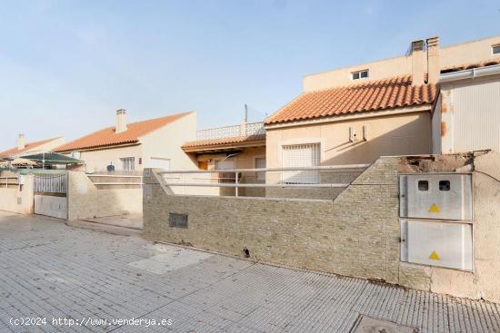 CHALET ADOSADO en La Palma-Cartagena - MURCIA