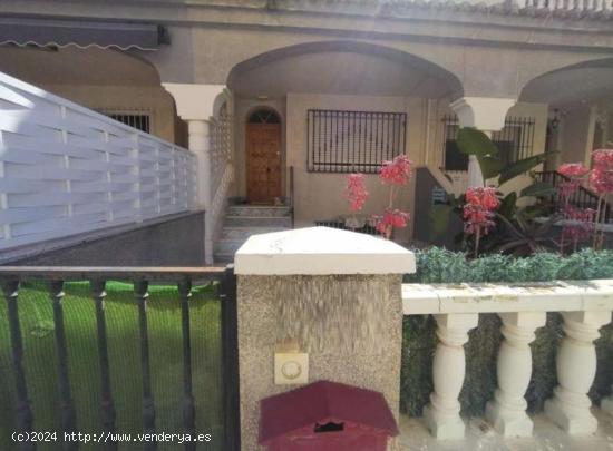  CHALET ADOSADO en San Javier - MURCIA 