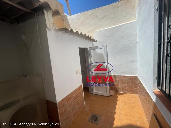 AMPLIA VIVIENDA EN PUERTO MAZARRON - MURCIA