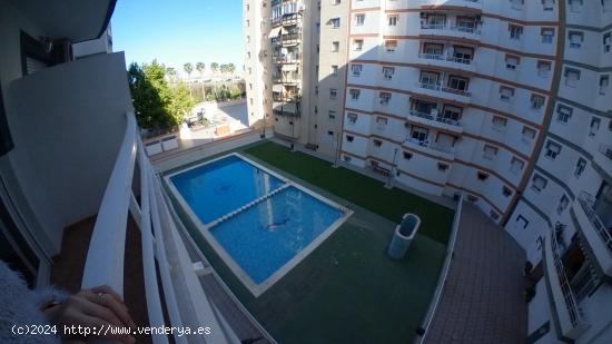 Ocasión piso con Urbanización, 3 dormí. garaje y Piscina - ALICANTE