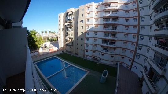 Ocasión piso con Urbanización, 3 dormí. garaje y Piscina - ALICANTE