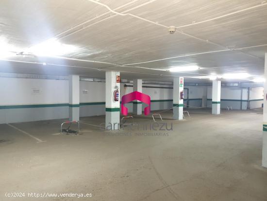 **OPORTUNIDAD ** VENTA LOTE DE 7 PLAZAS DE PARKING EN CALLE POLLENSA 6 - MADRID