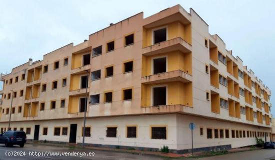 Obra parada en venta en calle Poeta Juan Lloret Gregory, Águilas, Murcia - MURCIA