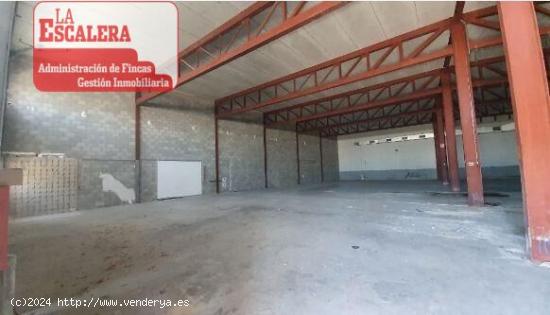 Nave industrial de 843m2 - ALICANTE