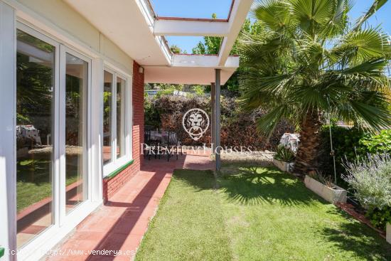 Casa independiente con jardín en Vallpineda - BARCELONA