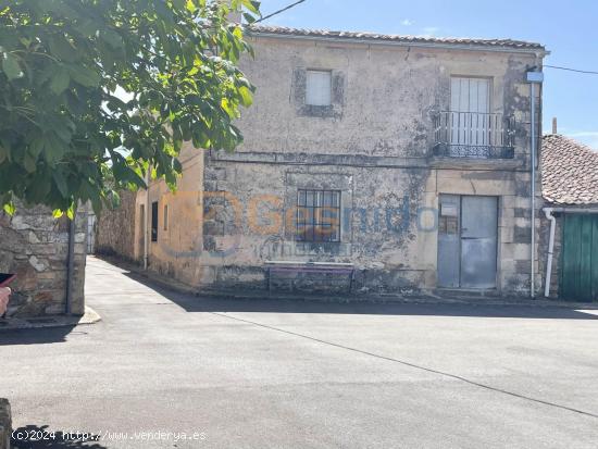 CASA DE PUEBLO de 180m² para reformar en ALDEALENGUA DE PEDRAZA (SEGOVIA) - SEGOVIA