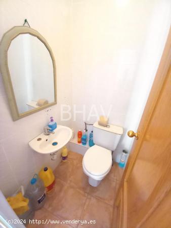 Local comercial céntrico por solo 450€ con escaparate. - ALICANTE