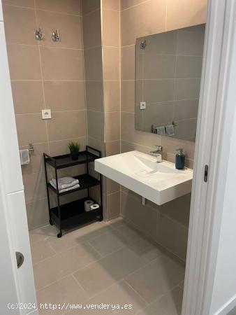 Apartamento entero de 1 dormitorio en València - VALENCIA