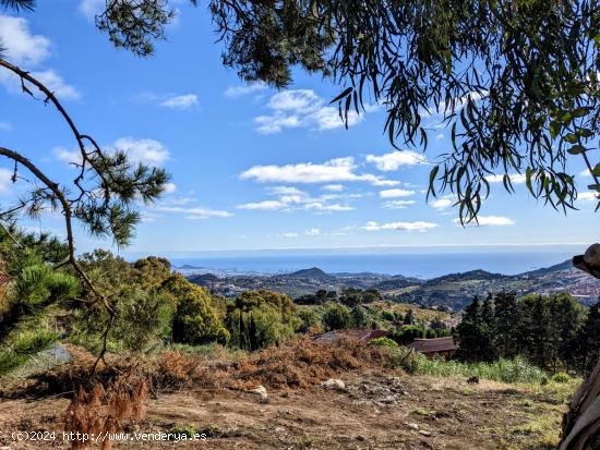 Venta de parcela urbana con proyecto y licencia y espectaculares vistas en La Atalaya, Santa Brígid