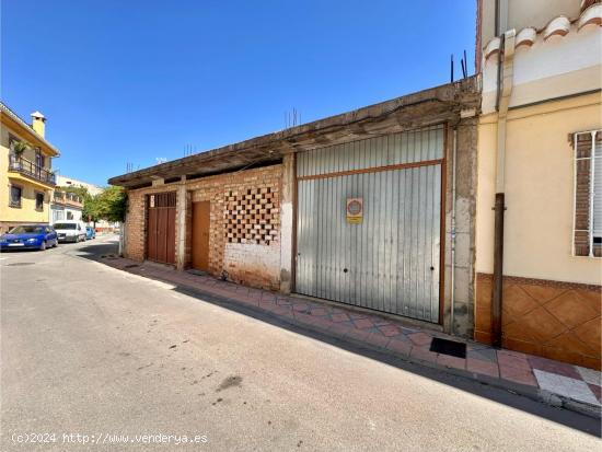  CASA A MEDIO CONSTRUCCION CON PROYECTO EN ARMILLA. - GRANADA 