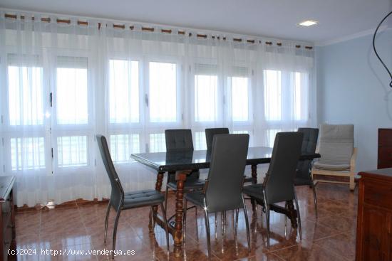 APARTAMENTO FRONTAL AL MAR Y COMPLETAMENTE REFORMADO - VALENCIA