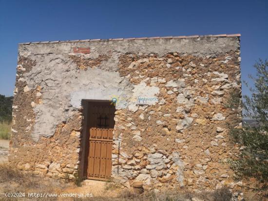 Terreno con casita de aperos - ALICANTE