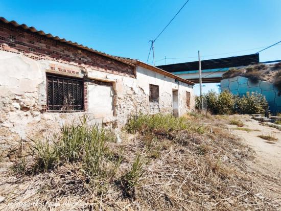 Casa con terreno en Desamparados, Orihuela - ALICANTE