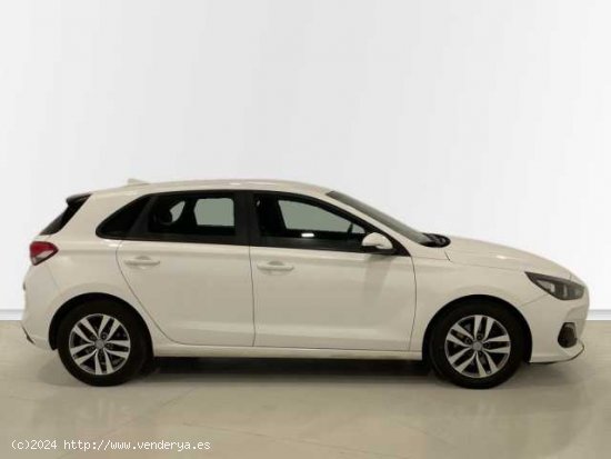 Hyundai i30 ( 1.0 TGDI Klass 120 )  - Lliçà De Vall