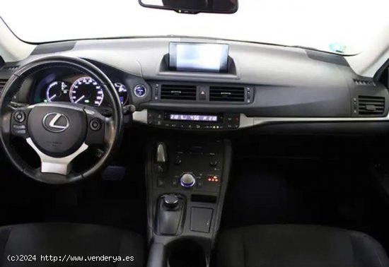 Lexus CT 200h EXECUTIVE - Montcada i Reixach