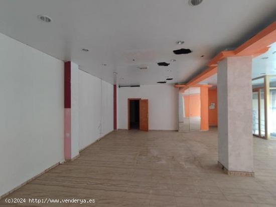 LOCAL COMERCIAL EN BARRIO LOS ANGELES - ALMERIA