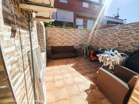 Casa adosada la venta en La Plana de Esparreguera. Ideal para dos familias! - BARCELONA