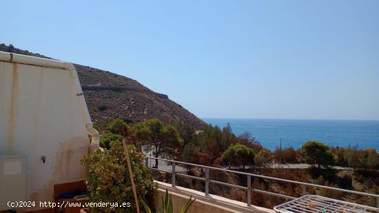 Dúplex con 2 terrazas y vistas al mar, con doble garaje cabinado en zona Rincon de Loix. - ALICANTE