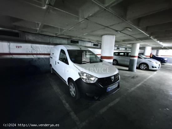  Parking a la Venta en La Sagrera - BARCELONA 