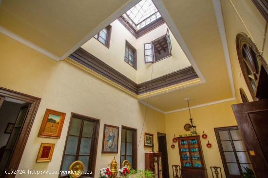 Casa palacio en pleno centro de Jerez - CADIZ