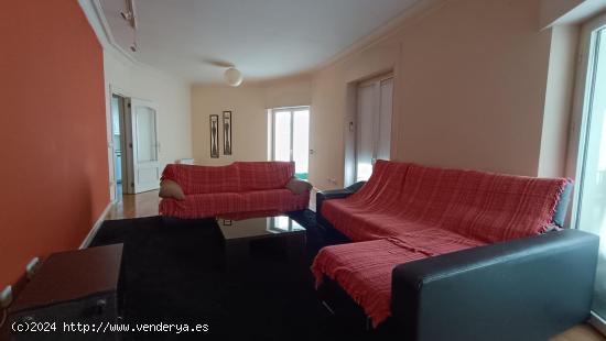 APARTAMENTO EN ZONA CENTRO CON UN DORMITORIO - ZAMORA