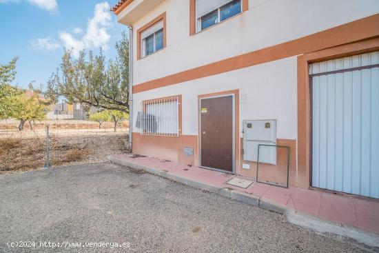  CASA EN VENTA EN ABANILLA - MURCIA 