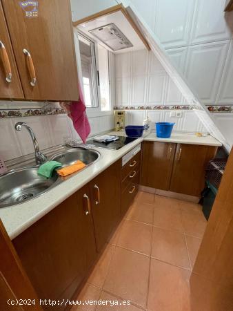 SE VENDE CASA EN ZONA CASCO ANTIGUO - CADIZ