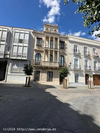 Apartamento en Plaza Cervantes - BADAJOZ