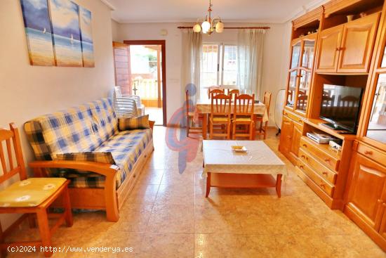 ¡ Bonito apartamento a 200m de la playa de Guardamar con 3 dormitorios y 3 baños! - ALICANTE