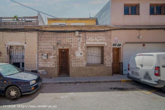  ADOSADO en Barrio Peral de Cartagena - MURCIA 